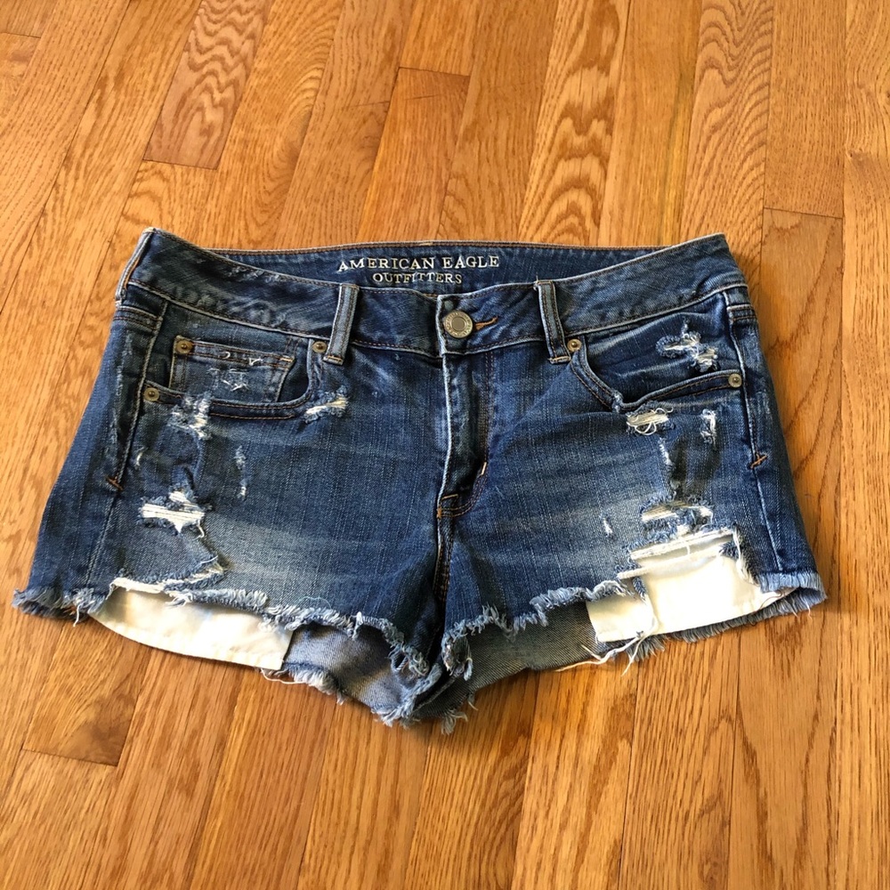 AE shorts